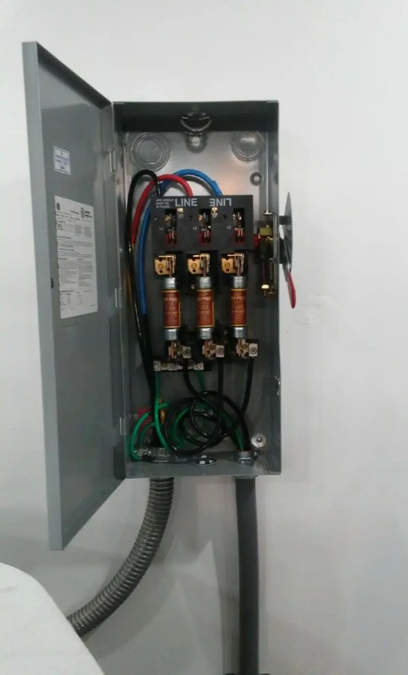 Three-phase disconnect switch installed for Electrical Wiring & Rewiring in Forney